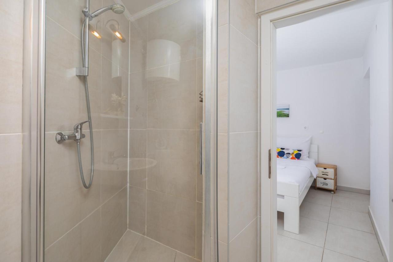 Estella Villa Apartments Rogoznica  Extérieur photo